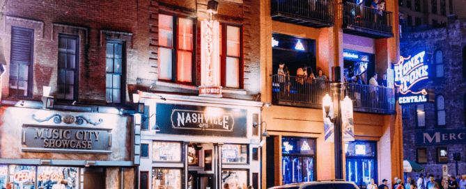 A Sidewalk Tour of Nashville
